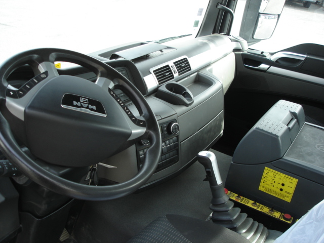  MAN 8X4 TGS 35.440 AMPLIROLL