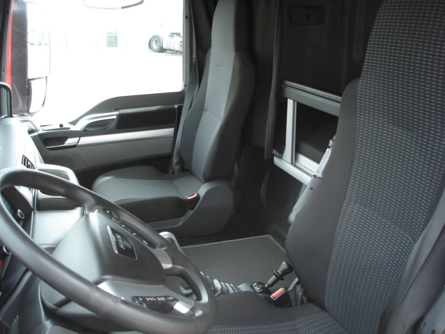 MAN TGS 6x2 Tautliner